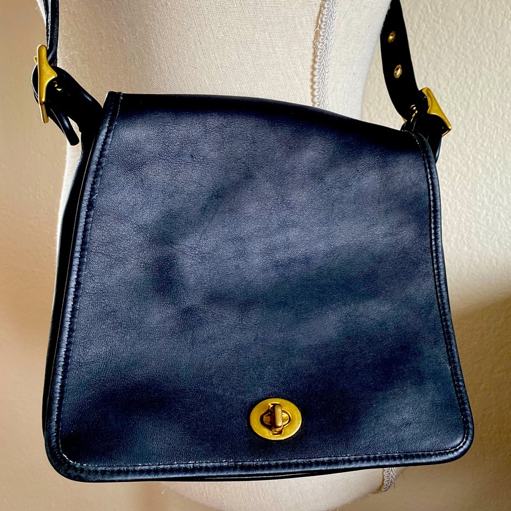 Vintage Coach Legacy 9715
Companion Flap